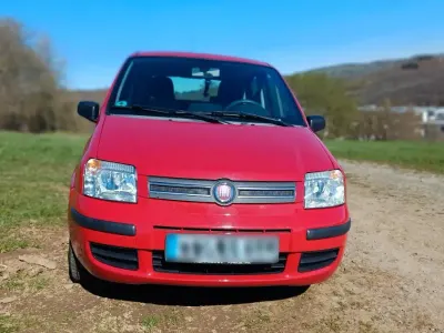 Second-hand Fiat Panda 60 CP (44 kW) 2009 Roșu Hatchback
