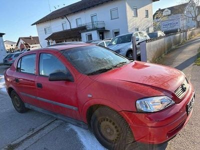 Usata Opel Astra Sport 75 CV (55 kW) 1999 Rosso Berlina