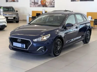 Usata Hyundai i30 Select 120 CV (88 kW) 2019 Blu Berlina