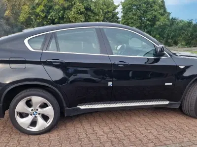 Gebraucht BMW ActiveHybrid X6 485 PS (356 kW) 2011 Schwarz SUV