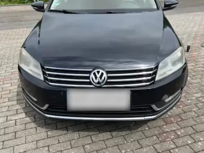 Gebraucht VW Passat 122 PS (89 kW) 2011 Schwarz Kombi