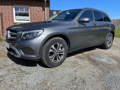 Gebraucht Mercedes GLC220 Exclusive 170 PS (125 kW) 2019 Grau SUV