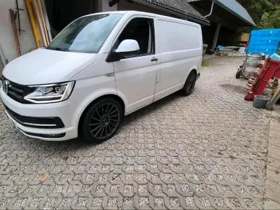 Gebraucht VW T5 140 PS (102 kW) 2012 Weiß Van