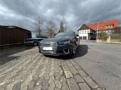 gebraucht Audi A4 Avant S line 40 TDI quattro S tronic