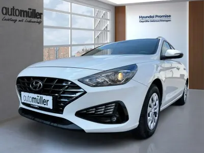 Gebraucht Hyundai i30 120 PS (88 kW) 2024 Weiß serenity white / mic Kombi