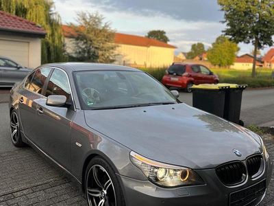 BMW 523