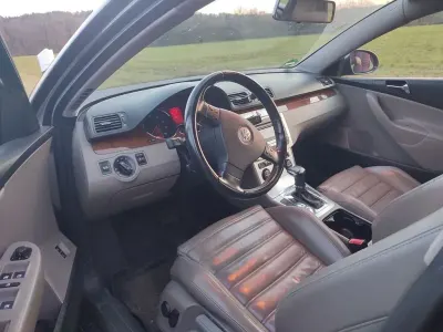Gebraucht VW Passat Comfortline 160 PS (117 kW) 2008 Braun Kombi