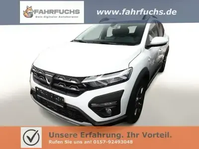 Używany Dacia Sandero Comfort 91 KM (66 kW) 2021 Biały