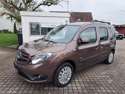 Gebraucht Mercedes Citan 111 110 PS (80 kW) 2017 Braun Kombi