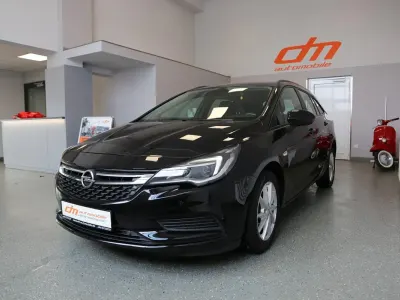 Używany Opel Astra Edition 136 KM (100 kW) 2018 Czarny Kombi