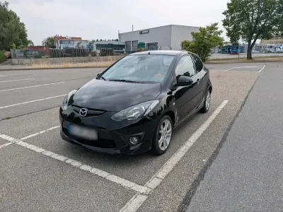 Gebraucht Mazda 2 Inclusive 103 PS (75 kW) 2009 Schwarz Kleinwagen