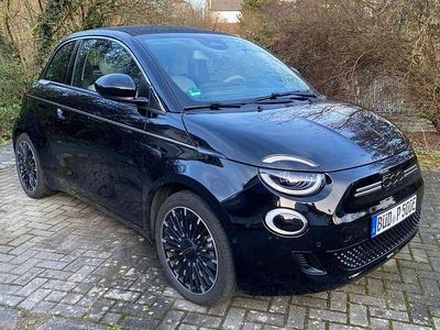 Usata Fiat 500e La Prima 86 kW (118 CV) 2023 Nero Cabrio