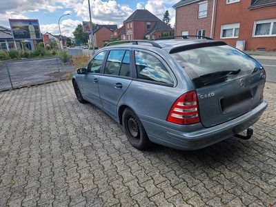 Mercedes C220