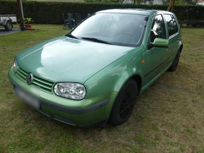 VW Golf IV