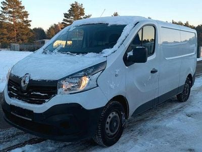 Weiß Gebraucht 2019 Renault Trafic Van / Kleinbus | 9.499 €