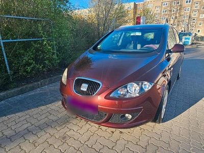 Usata Seat Altea XL 140 CV (102 kW) 2007 Rosso Monovolume