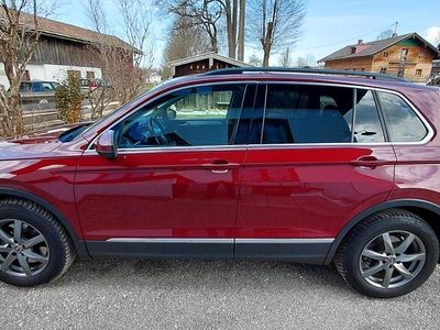 Gebraucht VW Tiguan Comfortline 190 PS (139 kW) 2017 Rot SUV