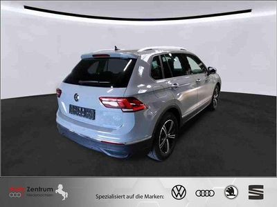 Moonstone gray Gebraucht 2022 VW Tiguan Life SUV | 22.970 € (Fairer Preis)