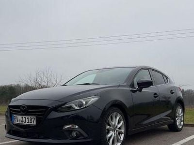 Schwarz Gebraucht 2014 Mazda 3 Sports-Line Limousine | 8.000 € (Fairer Preis)