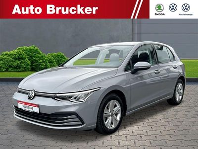 Gebraucht VW Golf VII Life 150 PS (110 kW) 2021 Kleinwagen