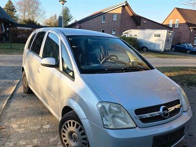 Usata Opel Meriva 91 CV (66 kW) 2005 Argento Monovolume
