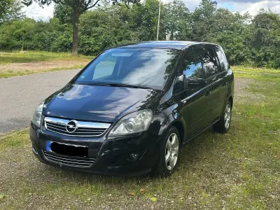 Gebraucht Opel Zafira 150 PS (110 kW) 2008 Schwarz Van / Kleinbus