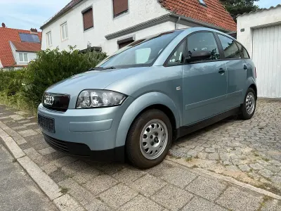 Gebraucht Audi A2 Comfort 61 PS (44 kW) 2002 Silber Kleinwagen