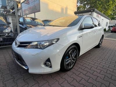 Toyota Auris Hybrid