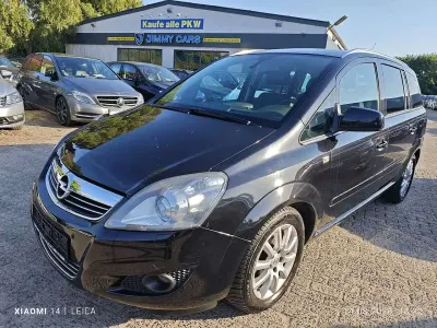 Gebraucht Opel Zafira Family 140 PS (102 kW) 2010 Schwarz Van / Kleinbus