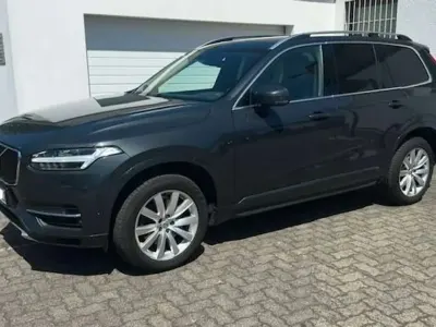 Gebraucht Volvo XC90 Momentum 235 PS (172 kW) 2017 Grau SUV