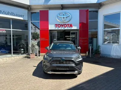 Gebraucht Toyota RAV4 Hybrid Business Edition 218 PS (160 kW) 2021 Grau SUV