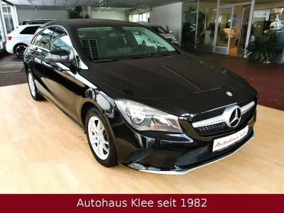 Gebraucht Mercedes CLA200 136 PS (100 kW) 2016 Schwarz Coupé