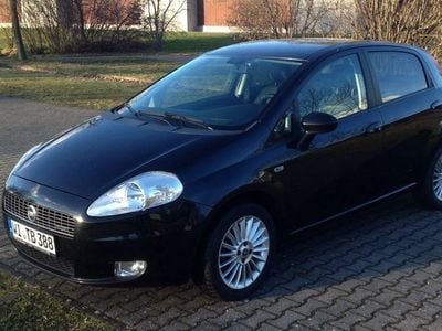 Schwarz metallic Gebraucht 2006 Fiat Grande Punto Kleinwagen | 5.200 € (Etwas zu teuer)