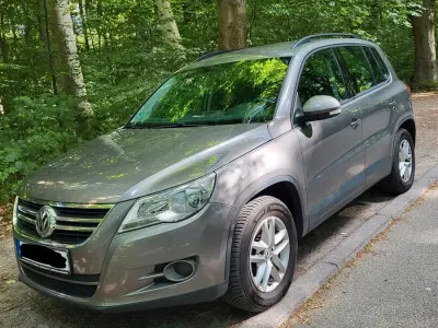 Gebraucht VW Tiguan 150 PS (110 kW) 2009 Grau SUV