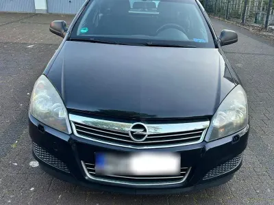 Gebraucht Opel Astra Innovation 116 PS (85 kW) 2009 Schwarz Kombi