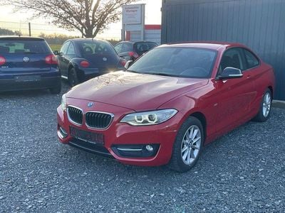 Gebraucht BMW 218 Comfort Edition 150 PS (110 kW) 2015 Rot