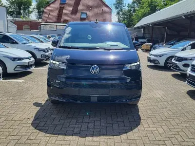 Gebraucht VW Multivan 150 PS (110 kW) 2023 Schwarz Van / Kleinbus