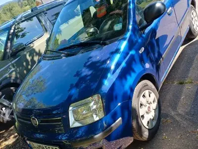 Gebraucht Fiat Panda 60 PS (44 kW) 2010 Blau Kleinwagen