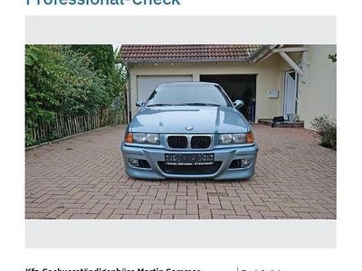 BMW 323