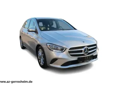 Gebraucht Mercedes B180 Progressive 136 PS (100 kW) 2019 Silber Kleinwagen