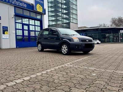 Gebraucht Ford Fusion 90 PS (66 kW) 2009 Blau Kleinwagen