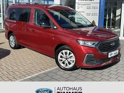 Usata Ford Tourneo Connect Titanium 122 CV (89 kW) 2025 Rosso Monovolume