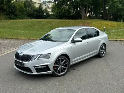 Gebraucht Skoda Octavia RS 184 PS (135 kW) 2017 Silber Limousine