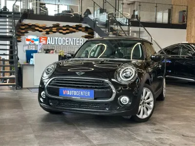 Gebraucht Mini Cooper 136 PS (100 kW) 2020 Schwarz Kleinwagen