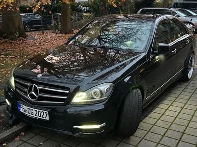 Gebraucht Mercedes C180 Avantgarde 156 PS (114 kW) 2012 Schwarz Limousine