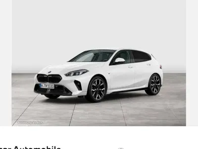 Usata BMW 120 Shadowline 170 CV (125 kW) 2025 Bianco Utilitaria