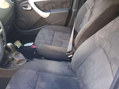 Gebraucht Dacia Logan MCV Lauréate 87 PS (63 kW) 2010 Blau Kombi