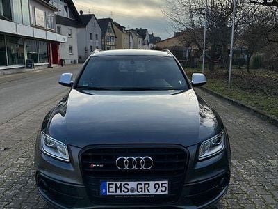 Grau Gebraucht 2017 Audi SQ5 S-Line SUV | 18.000 € (Guter Preis)