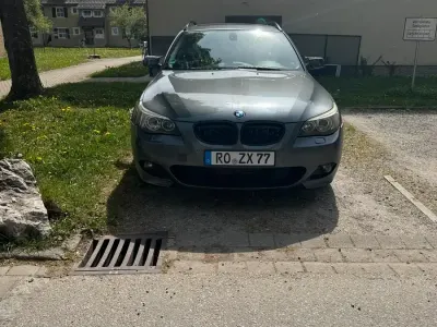 Gebraucht BMW 525 177 PS (130 kW) 2004 Grau Kombi