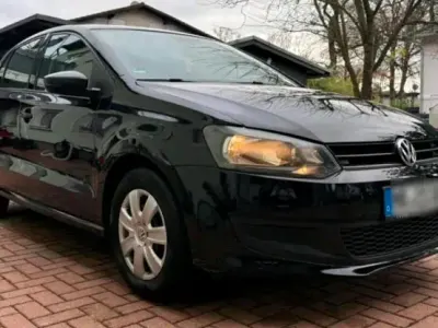 Gebraucht VW Polo 69 PS (50 kW) 2012 Schwarz Kleinwagen